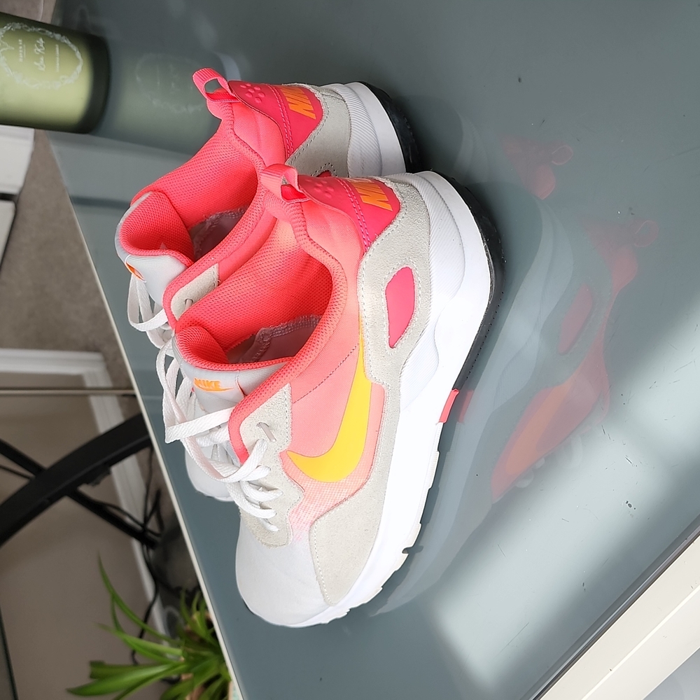 Nike Lifestyle Kicks